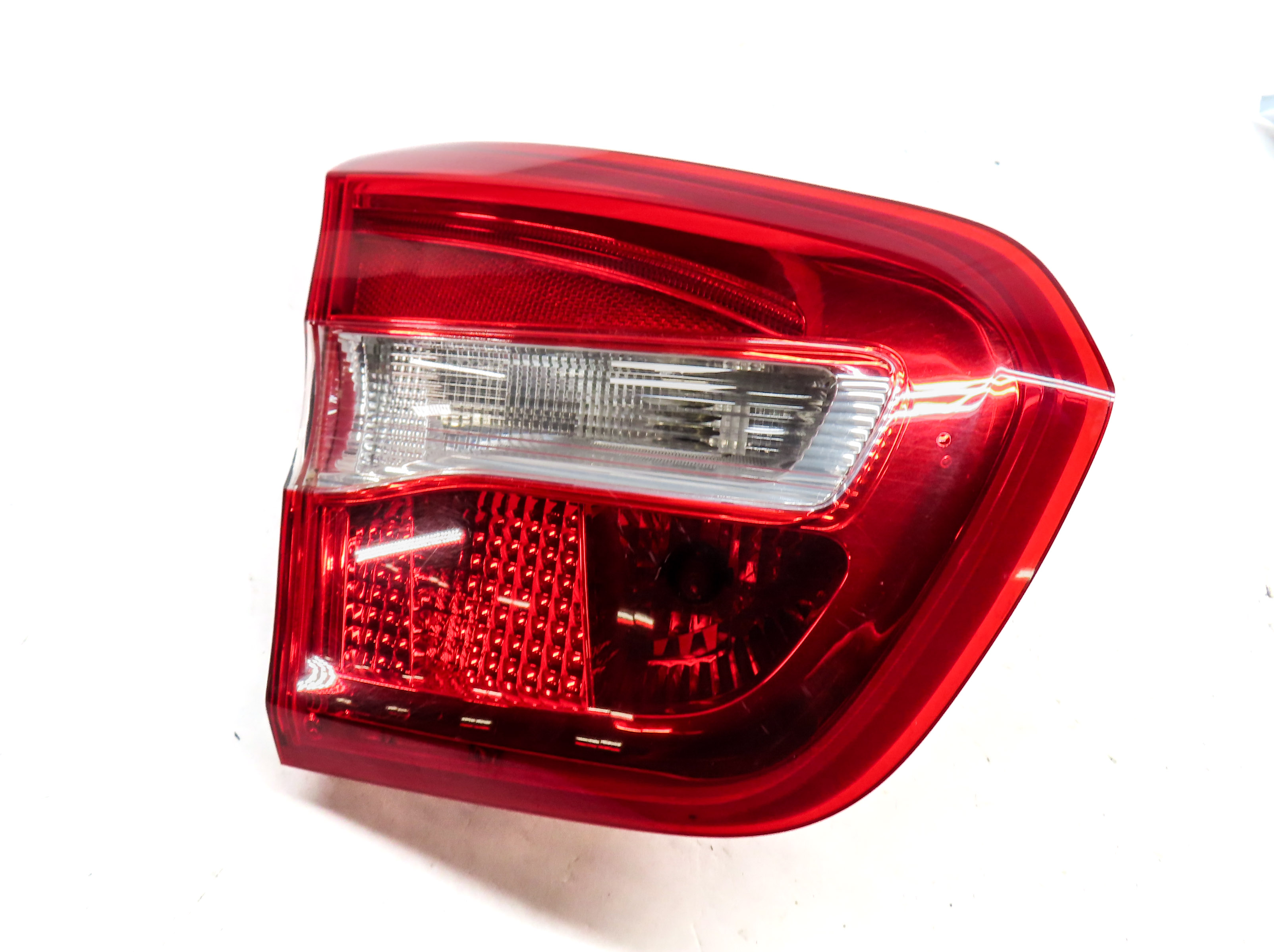 2015-2020 MERCEDES GLA250 (X156) LEFT DRIVER REAR INNER TAILLIGHT LIGHT LAMP — exact item pictured